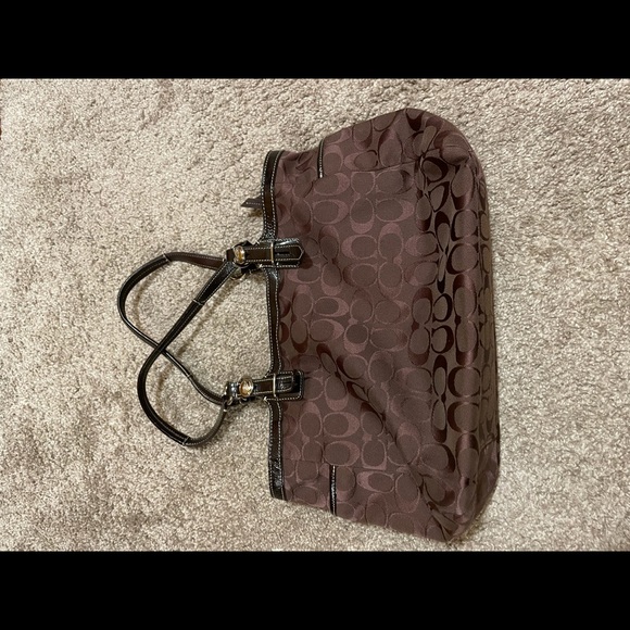 Used Coach purse - Picture 4 of 5